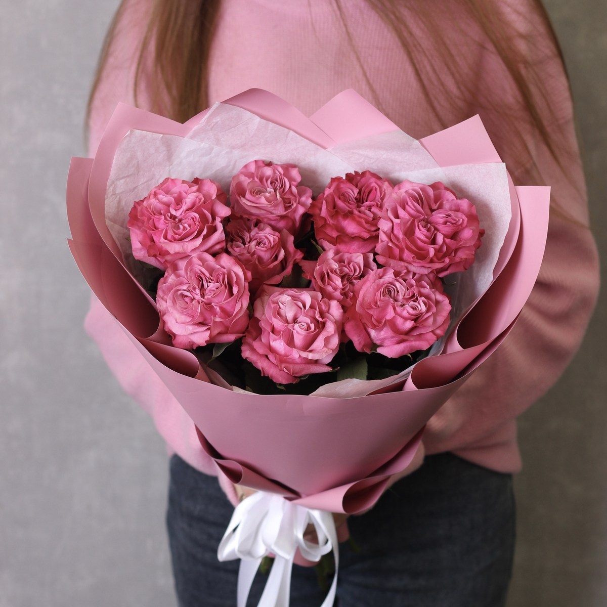 buket s sirenevoj rozoj 8